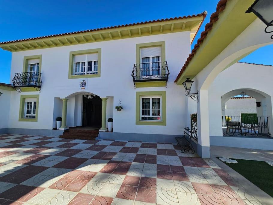 La Casa Del Arbol Villa Fuentiduena de Tajo Exterior photo